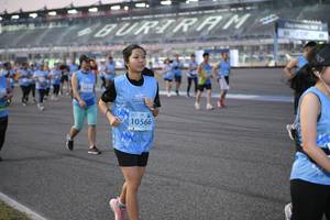 BIB: 183, 52300
                            <button type="button" onclick="openModal(10464363)" class="btn btn-primary btn-sm float-right btn-popup" data-toggle="modal" data-target=".modal-high-quality">
                        <i class="fas fa-shopping-cart"></i> Add to Cart
                    </button>
                                            <button type="button" onclick="isThisMe(10464363, true)" class="btn btn-success btn-sm float-right btn-popup btn-isme hidden" data-toggle="tooltip" data-placement="bottom" title="นี่คือรูปของคุณใช่ไหม คลิกที่นี่เพื่อเอาเข้าอัลบั้ม">
                        <i class="fas fa-plus"></i> Add to album
                    </button>
                    <button type="button" onclick="isThisMe(10464363, false)" class="btn btn-warning btn-sm float-right btn-popup btn-isnotme hidden">
                        <i class="fas fa-ban"></i> Remove from album
                    </button>